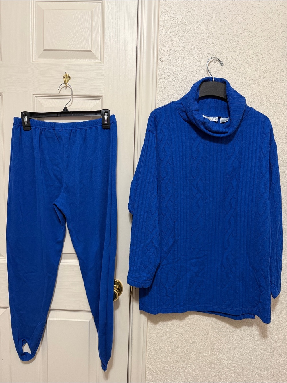 Jessica Roberts Cozy Cable Knit Turtleneck Sweater and Matching pants- Royal Blu